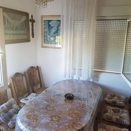 Apartments Zoran * Rogoznica (Sibenik-Knin)